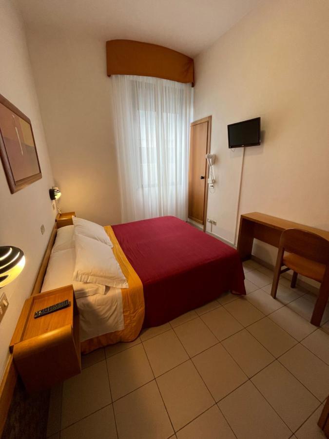 Hotel Arpa Rimini Exterior foto