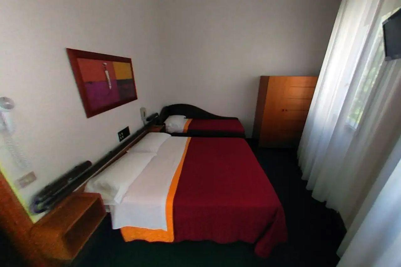 Hotel Arpa Rimini Exterior foto